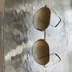 Ray-Ban gold metal rimmed sunglasses. Only worn once